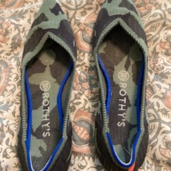 Rothy's - The Point women's size 8  flats in green Camo - Picture 1 of 5